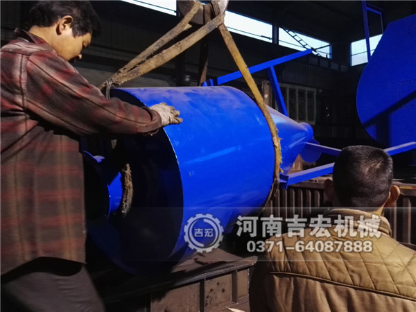 全套牛糞烘干機發(fā)貨現場